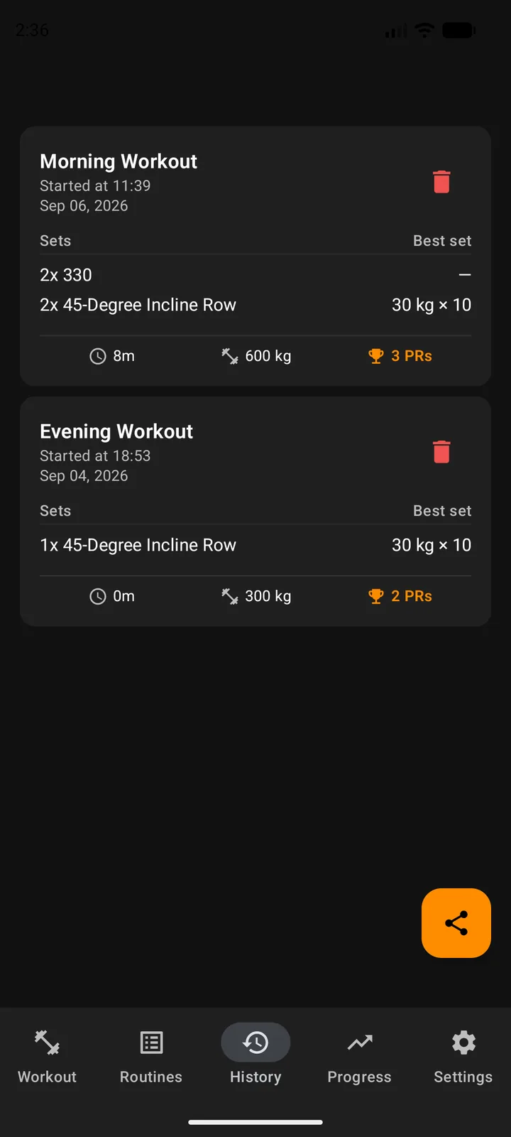 Workout history in Strongest showing past sessions with duration, total volume and personal records.